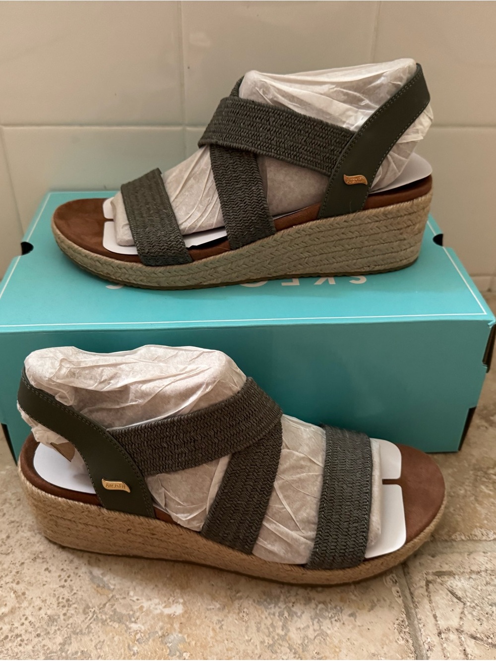Skechers Arch Fit Beverlee Brentwood Wedge Sandals